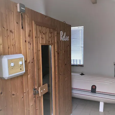 Σπίτι διακοπών Chic Beachside W Sauna, Cleaning Included Julianadorp